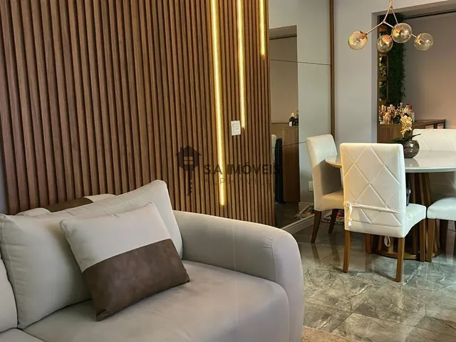 Imagem: O apartamento possui 2 Dormitórios, 1 Suíte, 2 Banheiros,