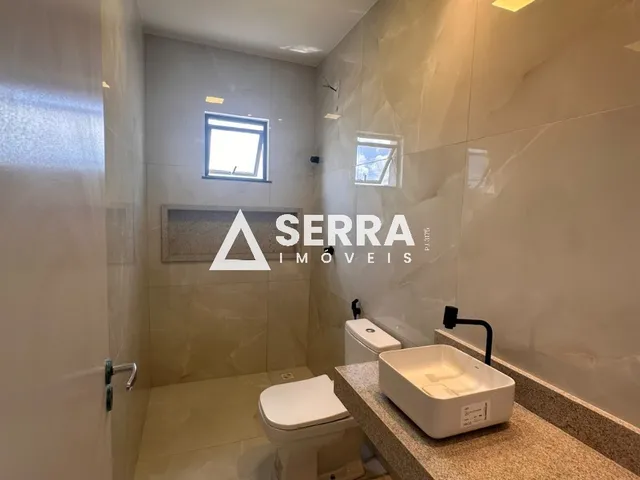 Imagem 10: Casa de esquina com piscina | 4 quartos | 3 suítes | 238,10 m²