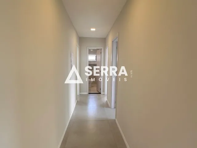 Imagem 9: Casa de esquina com piscina | 4 quartos | 3 suítes | 238,10 m²