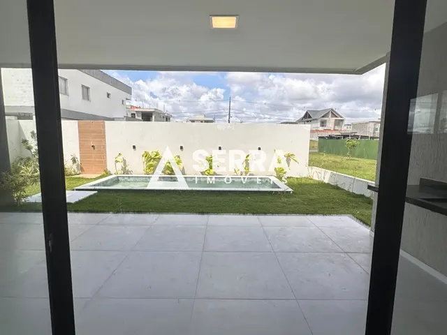 Imagem 16: Casa de esquina com piscina | 4 quartos | 3 suítes | 238,10 m²