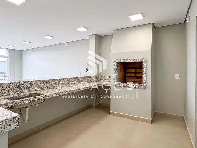 Imagem 7: Apartamento com Cozinha Planejada e Churrasqueira no Centro de Medianeira