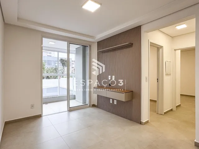 Imagem 10: Apartamento com Cozinha Planejada e Churrasqueira no Centro de Medianeira