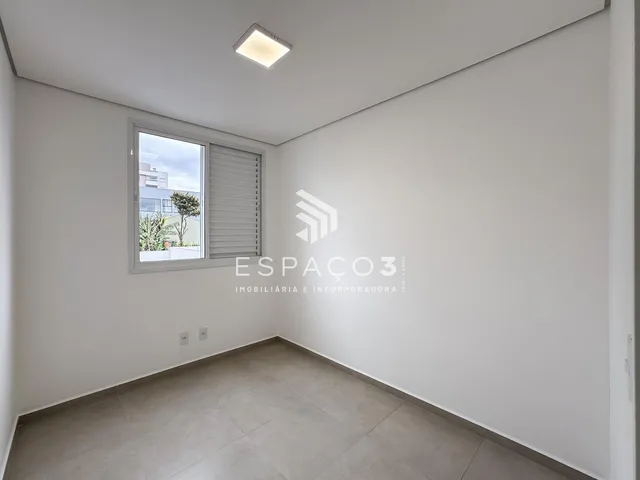 Imagem 15: Apartamento com Cozinha Planejada e Churrasqueira no Centro de Medianeira