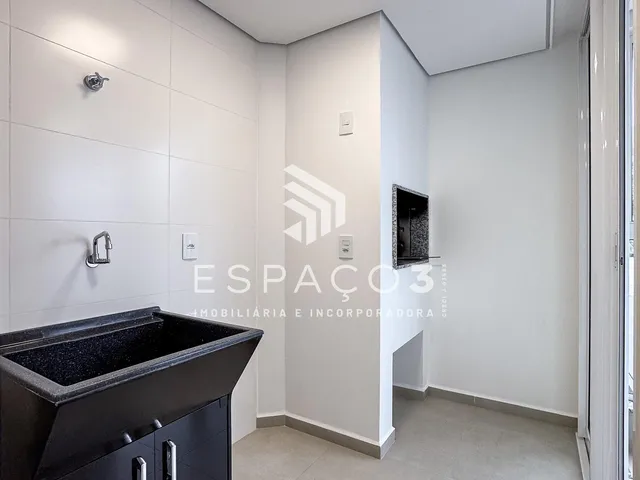 Imagem 13: Apartamento com Cozinha Planejada e Churrasqueira no Centro de Medianeira