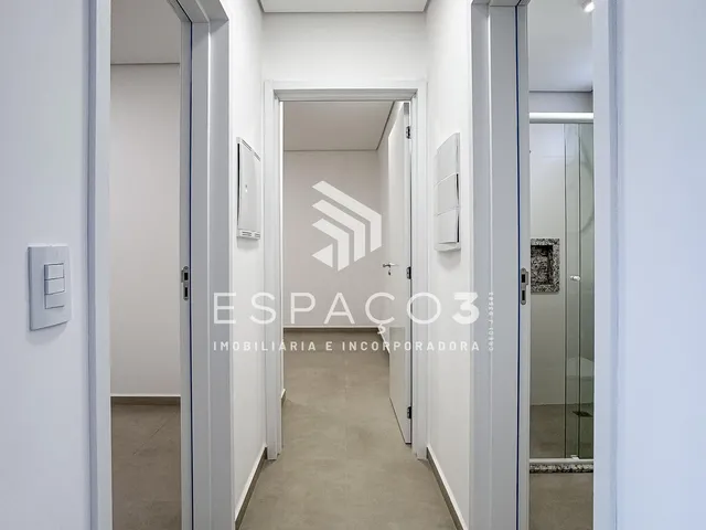 Imagem 16: Apartamento com Cozinha Planejada e Churrasqueira no Centro de Medianeira