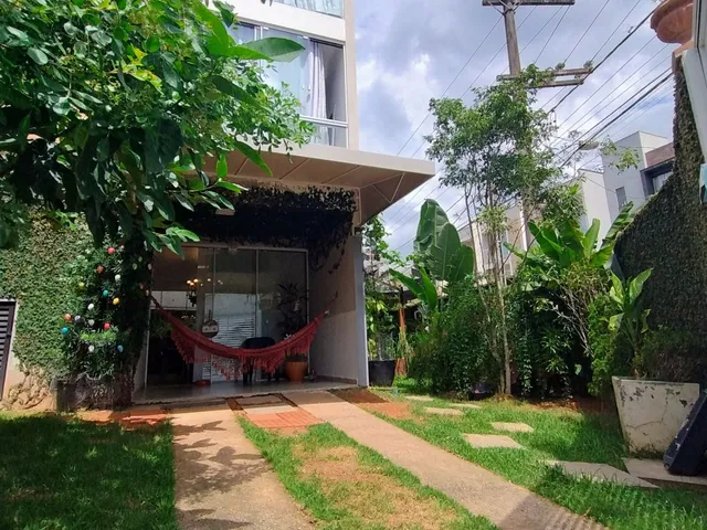 Imagem: Sobrado Triplex Água Verde