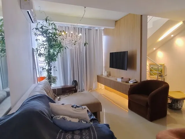 Imagem 16: Sobrado Triplex Água Verde