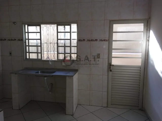 Imagem 9: Casa À Venda em Sorocaba-Sp, Jardim Paulista: 2 Quartos, 2 Salas, 1 Banheiro, 4 Vagas de Garagem, 110M²