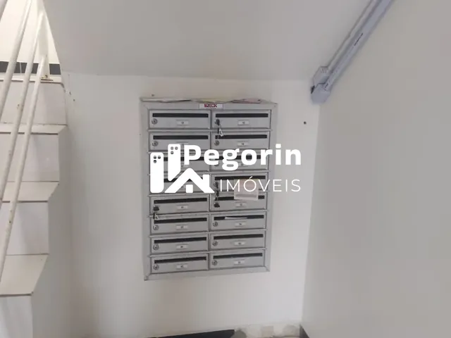 Imagem 2: Apartamento À Venda com 3 Quartos e Jardim em Guarani, Colombo