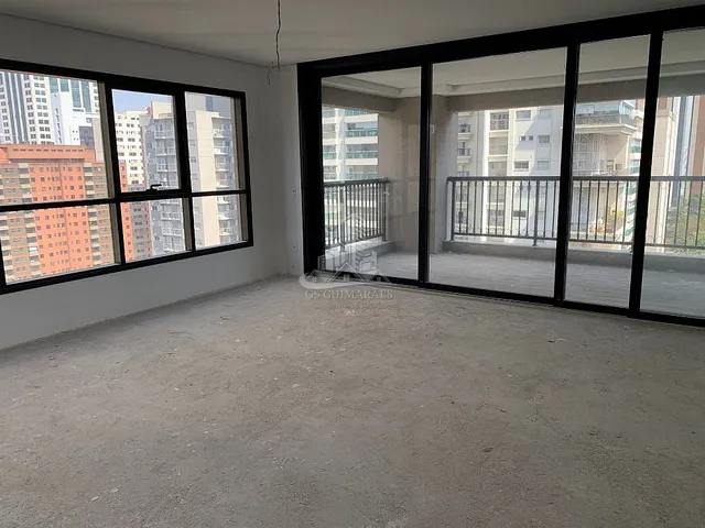 Imagem: O apartamento possui 4 Dormitórios, 4 Suítes, 2