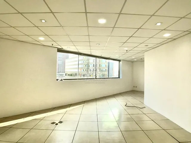 Imagem: Sala Comercial 60M²R$ 2.500,00 18 do Forte