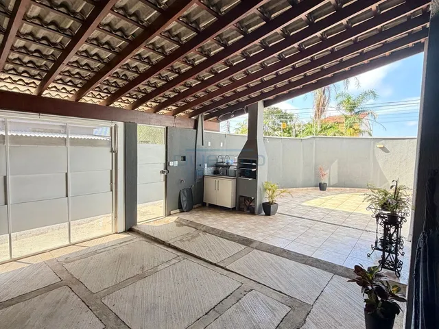 Imagem 8: Casa Sobrado - Vila Suissa