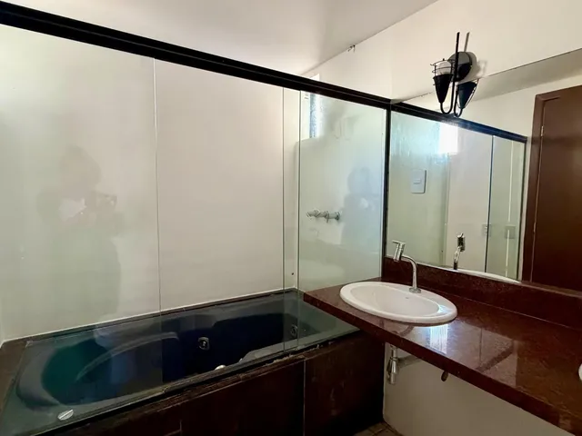 Imagem 4: 4 Quartos À Venda na Pituba - Mais Espaço e Privacidade para Você e Sua Família!