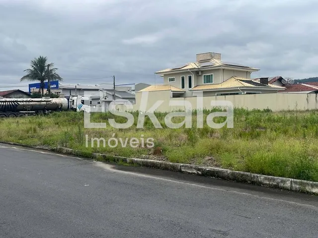 Imagem: Terreno com 700M²