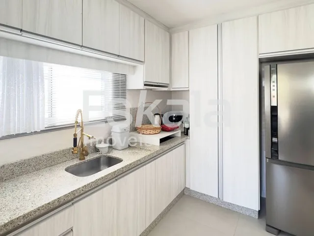 Imagem 5: Casa Alto Padrão Semimobiliada com 01 Suíte + 03 Quartos