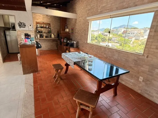 Imagem 9: Maravilhosa Casa para Locação em Guarapari-Es, Itapebussu: 3 Quartos, 3 Suítes, Área Gourmet, Piscina, Sauna e Mais!