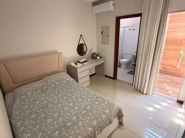 Imagem 14: Maravilhosa Casa para Locação em Guarapari-Es, Itapebussu: 3 Quartos, 3 Suítes, Área Gourmet, Piscina, Sauna e Mais!