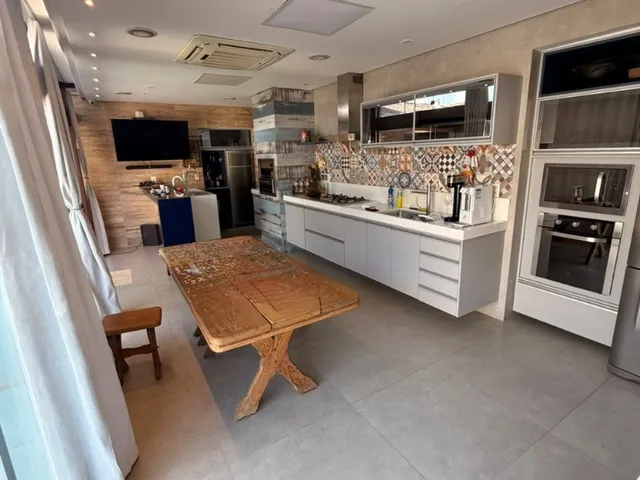 Imagem 6: Maravilhosa Casa para Locação em Guarapari-Es, Itapebussu: 3 Quartos, 3 Suítes, Área Gourmet, Piscina, Sauna e Mais!