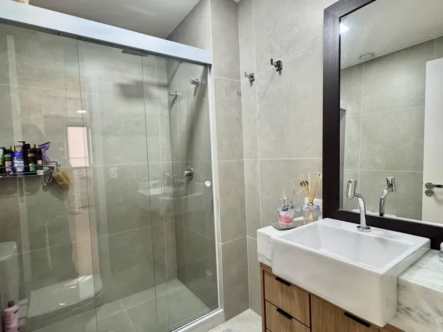 Imagem 3: Apartamento de 4 Quartos, Sol da Manhã, Suíte, Lazer Completo na Praia da Costa