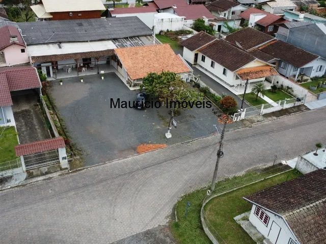 Imagem 3: Bar e Cancha de Bocha, e Casa no Bairro Seminário
