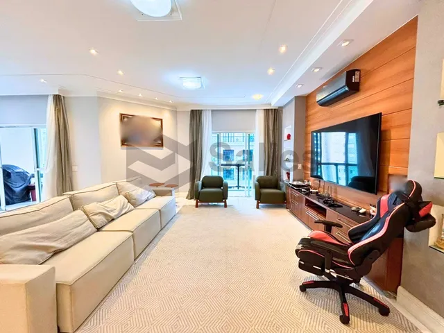 Imagem: O apartamento possui 4 Dormitórios, 4 Suítes, 6