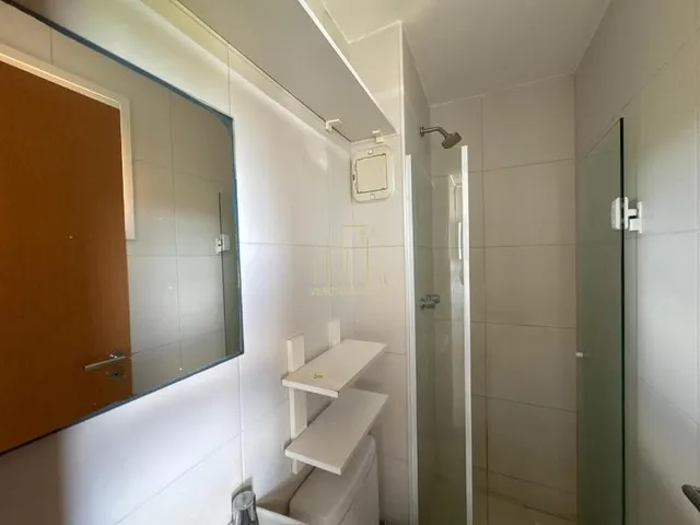 Imagem 12: Apartamento À Venda em Pituaçu com 4 Quartos 2 Suítes 2 Salas 3 Banheiros e 140,00 M²