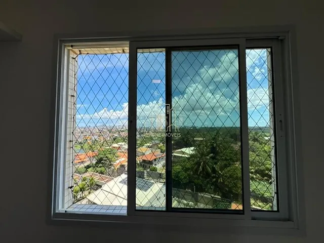 Imagem 10: Apartamento À Venda em Pituaçu com 4 Quartos 2 Suítes 2 Salas 3 Banheiros e 140,00 M²