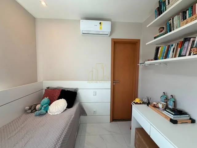 Imagem 12: Apartamento À Venda em Pituaçu com 3 Quartos 2 Suítes 2 Salas 3 Banheiros 2 Vagas de Garagem e 142M² de Área