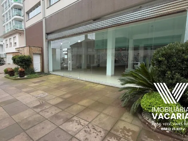 Imagem: A loja possui 2 Banheiros, 540m² de Área Privada e está