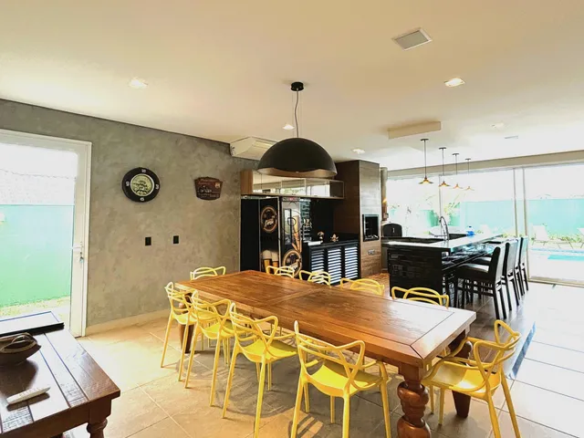 Imagem: Casa Porteira Fechada com 3 Suítes e Lazer