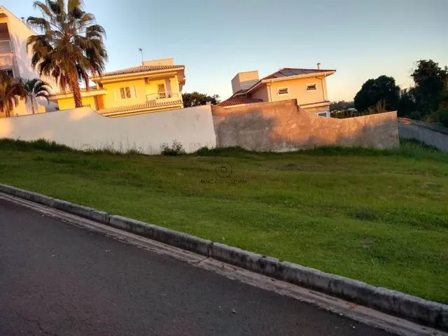 Imagem 1: Terreno Residencial de 526M² À Venda no Condomínio Village Vert