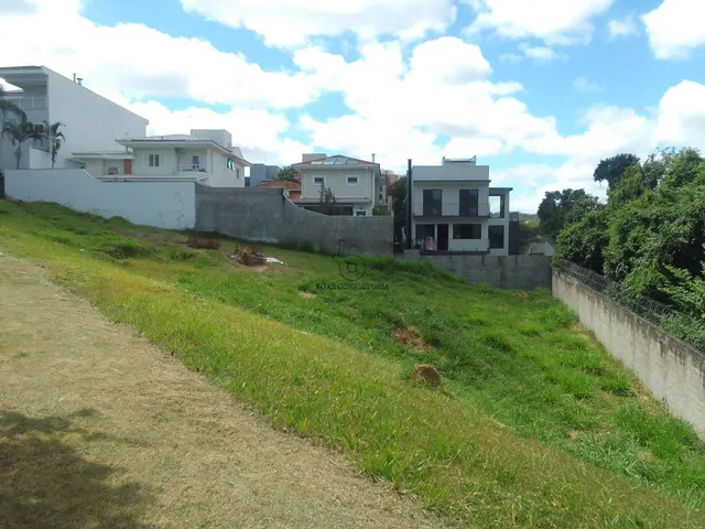 Imagem 3: Terreno Residencial de 526M² À Venda no Condomínio Village Vert