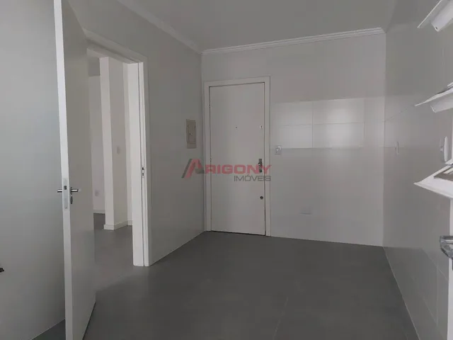Imagem 14: Apartamento 02 Dormitórios com Garagem