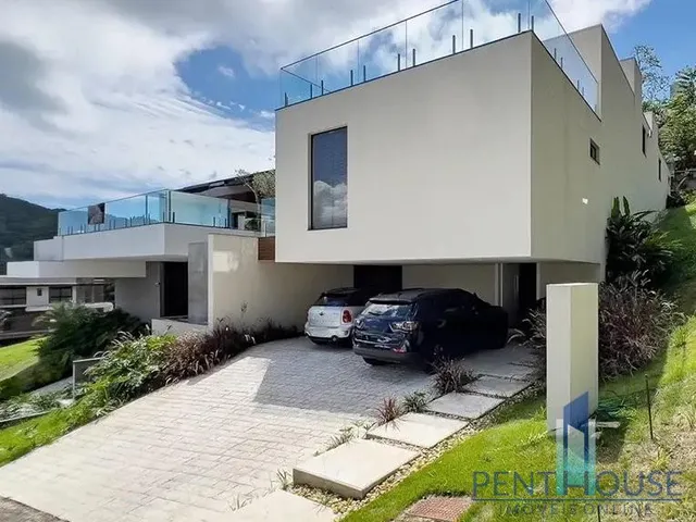 Imagem 1: Casa em Condomínio para Venda em Balneário Camboriú / Sc no Bairro Barra