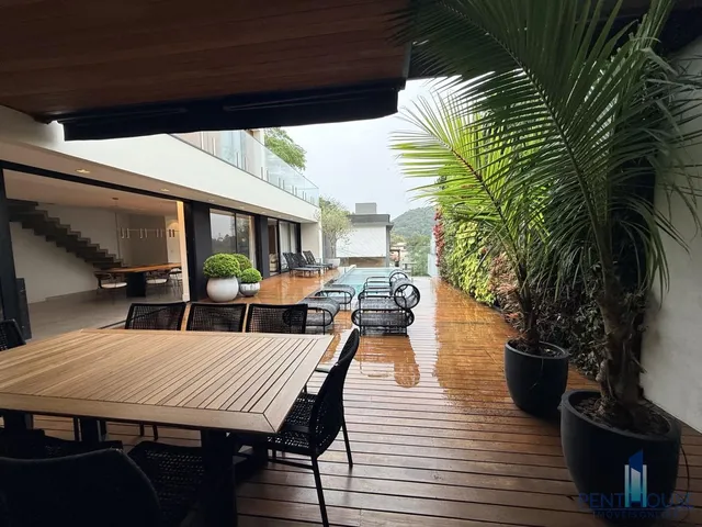 Imagem 14: Casa em Condomínio para Venda em Balneário Camboriú / Sc no Bairro Barra