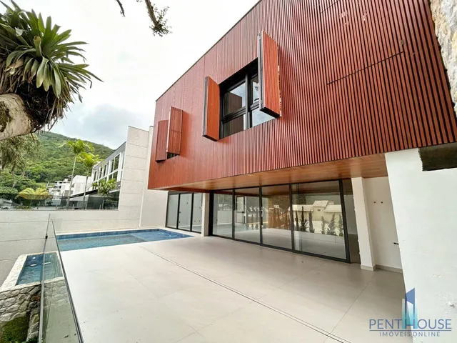 Imagem 3: Casa em Condomínio para Venda em Balneário Camboriú / Sc no Bairro Barra