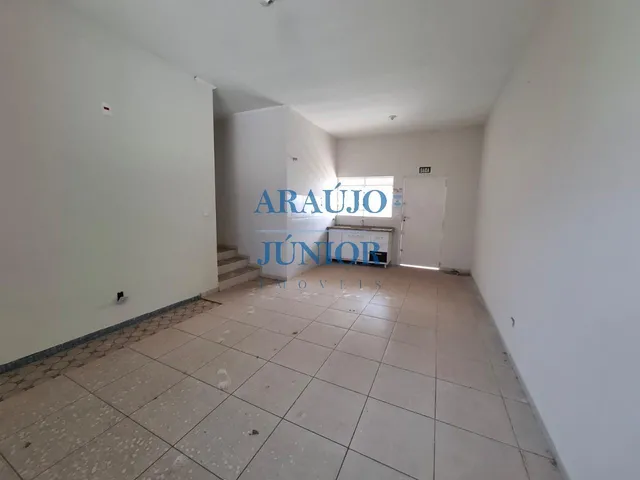Imagem: Casa Comercial de Alto Padrão com 3 Quartos
