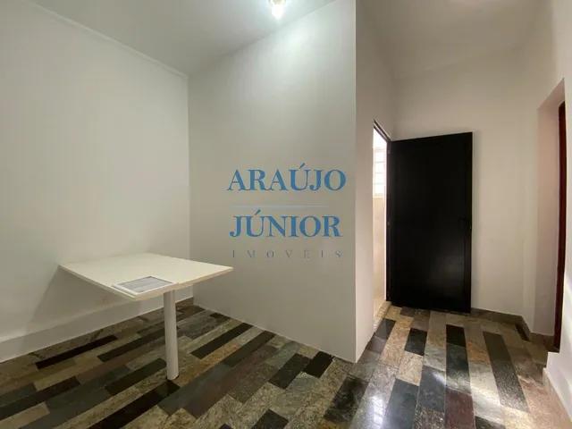 Imagem 11: Casa Comercial para Locação no Centro de Americana-Sp: 6 Salas, 5 Banheiros, 8 Vagas de Garagem, 158,98 M² de Área