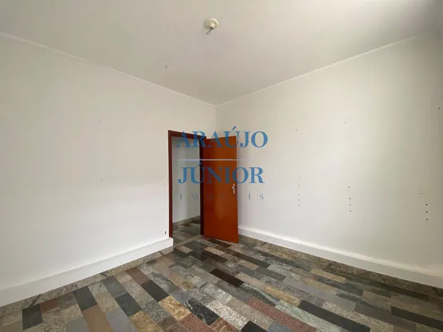 Imagem 13: Casa Comercial para Locação no Centro de Americana-Sp: 6 Salas, 5 Banheiros, 8 Vagas de Garagem, 158,98 M² de Área