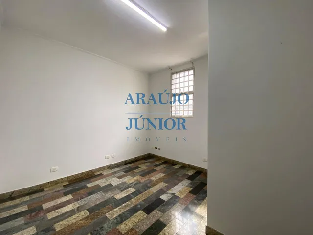 Imagem 5: Casa Comercial para Locação no Centro de Americana-Sp: 6 Salas, 5 Banheiros, 8 Vagas de Garagem, 158,98 M² de Área
