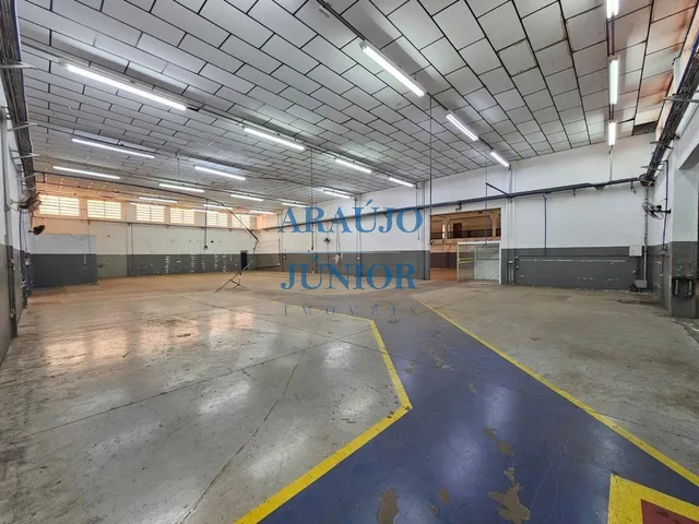 Imagem: Galpão Industrial com Showroom em Nova