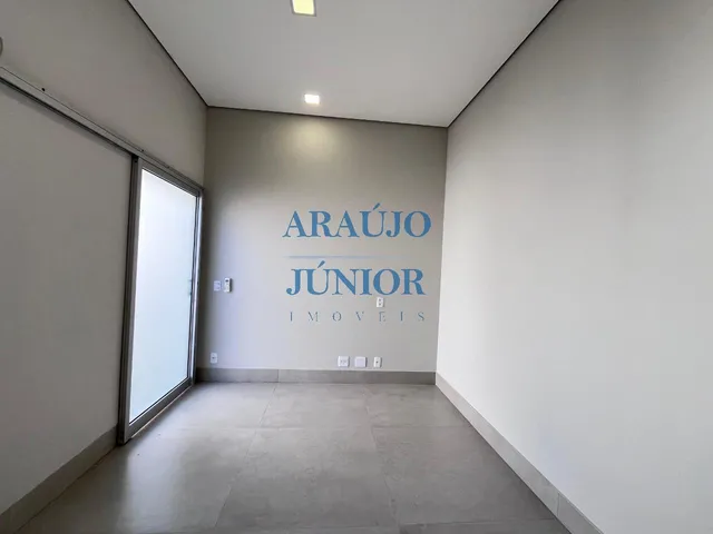 Imagem 5: Casa Comercial para Locação no Centro de Americana-Sp: 7 Salas, 3 Banheiros, 13 Vagas de Garagem!