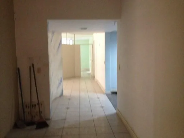 Imagem 2: Alugo 530M2 de Área com Divisórias Removiveis -8 Garagens