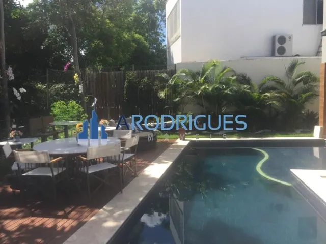 Imagem 10: Casa Superluxo À Venda em Alphaville I Salvador-Ba: 12 Quartos, 6 Suítes, Home Theater, Piscina