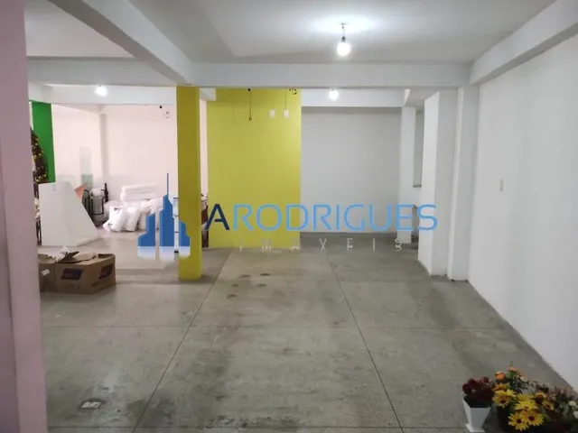 Imagem 3: Excelente Ponto Comercial para Locação em Salvador-Ba, Bairro Pernambués: 2 Salas, 3 Banheiros, 6 Vagas de Garagem!