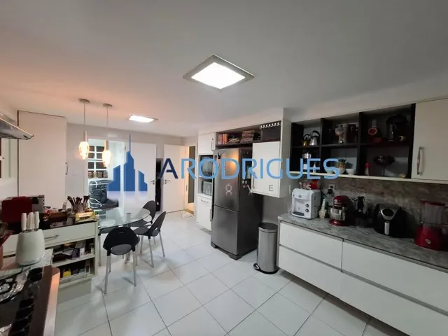 Imagem 6: Casa Alto Padrão no Quatro Rodas Golf Club - Oportunidade Venda e Locação