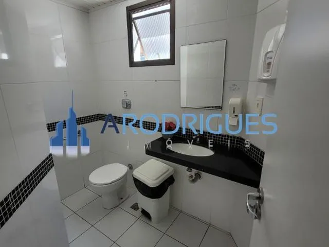 Imagem 2: 0 Sala comercial com 2 banheiros