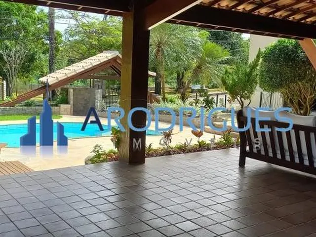 Imagem 10: Casa de Luxo em Condomínio em Piatã: 5 Quartos, 5 Suítes, 3 Salas, 6 Banheiros, 2 Vagas, 450M² - Venda e Aluguel