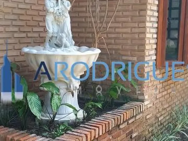 Imagem 6: Casa de Luxo em Condomínio em Piatã: 5 Quartos, 5 Suítes, 3 Salas, 6 Banheiros, 2 Vagas, 450M² - Venda e Aluguel