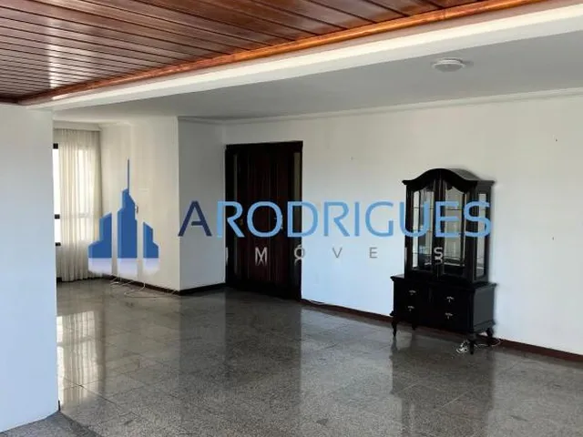 Imagem 7: Apartamento na Graça: 4 Quartos, 2 Suítes, 3 Vagas, 176M² - Oportunidade de Investimento Financiável